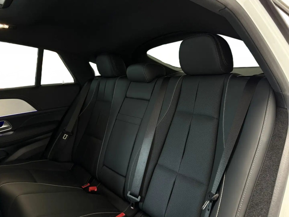 Mercedes-Benz GLE Coupe 400e 4MATIC AMG - foto 8