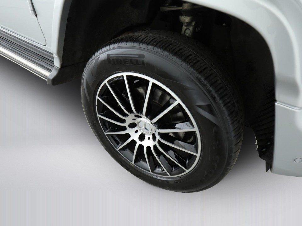 Mercedes-Benz G 400d AMG - foto 26