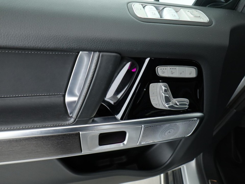 Mercedes-Benz G 400d AMG - foto 19