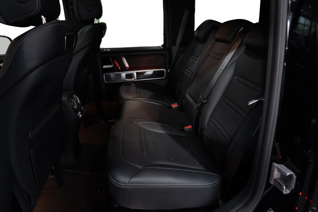 Mercedes-Benz G 400d AMG - foto 9