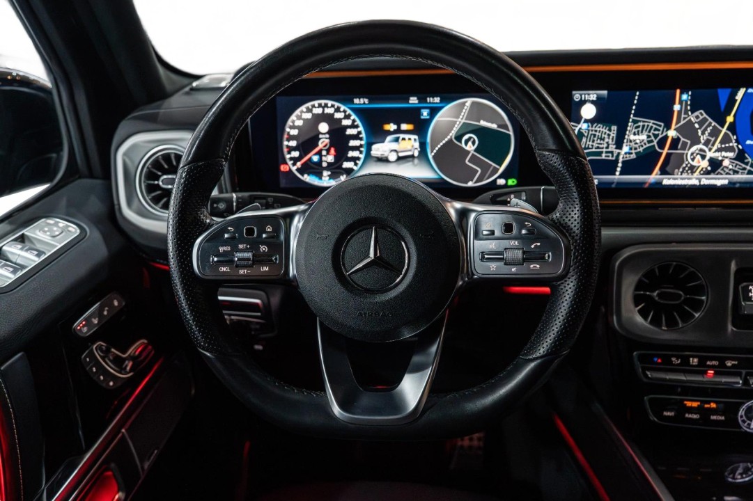 Mercedes-Benz G 400d AMG - foto 11