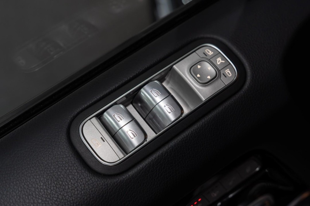 Mercedes-Benz G 400d AMG - foto 14