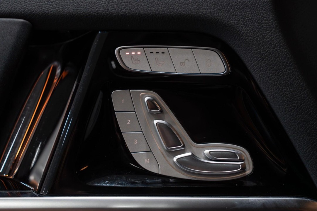 Mercedes-Benz G 400d AMG - foto 15