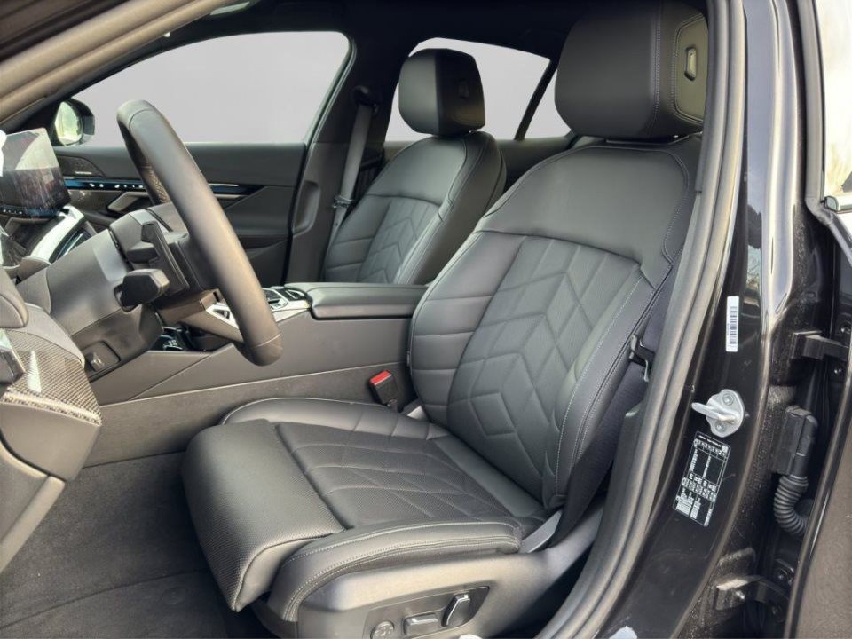 BMW Seria 5 520d sDrive M-Sport - foto 9