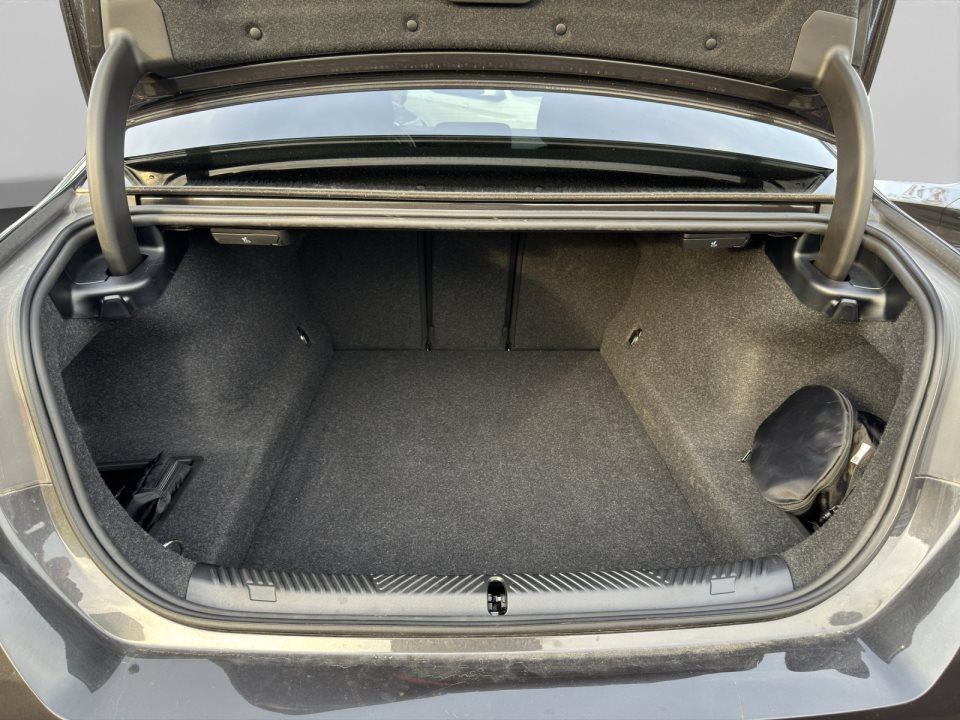 BMW Seria 5 520d sDrive M-Sport - foto 13