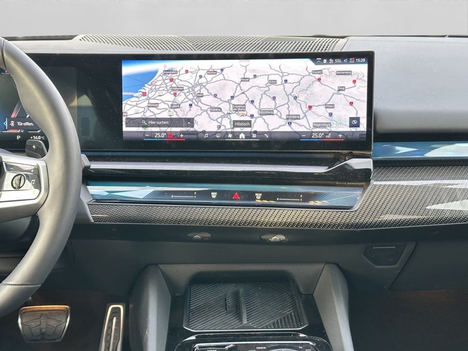 BMW Seria 5 520d sDrive M-Sport - foto 11