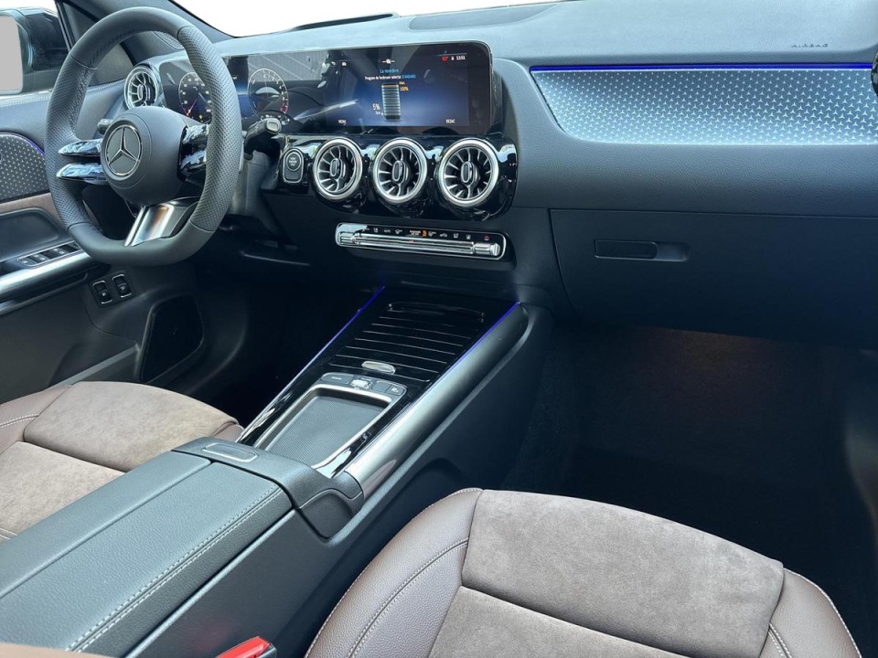 Mercedes-Benz GLA 250e - foto 12