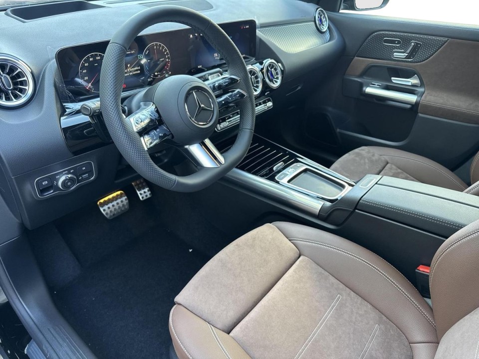 Mercedes-Benz GLA 250e - foto 9