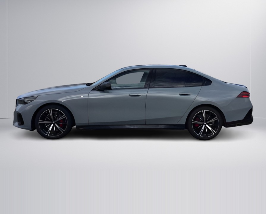 BMW Seria 5 520i (2)