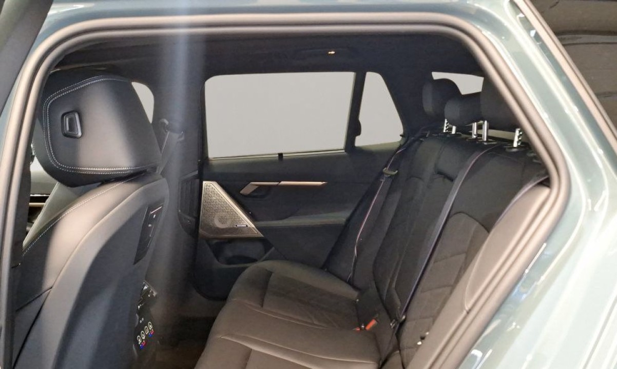 BMW Seria 5 520d Touring M-Sport - foto 10