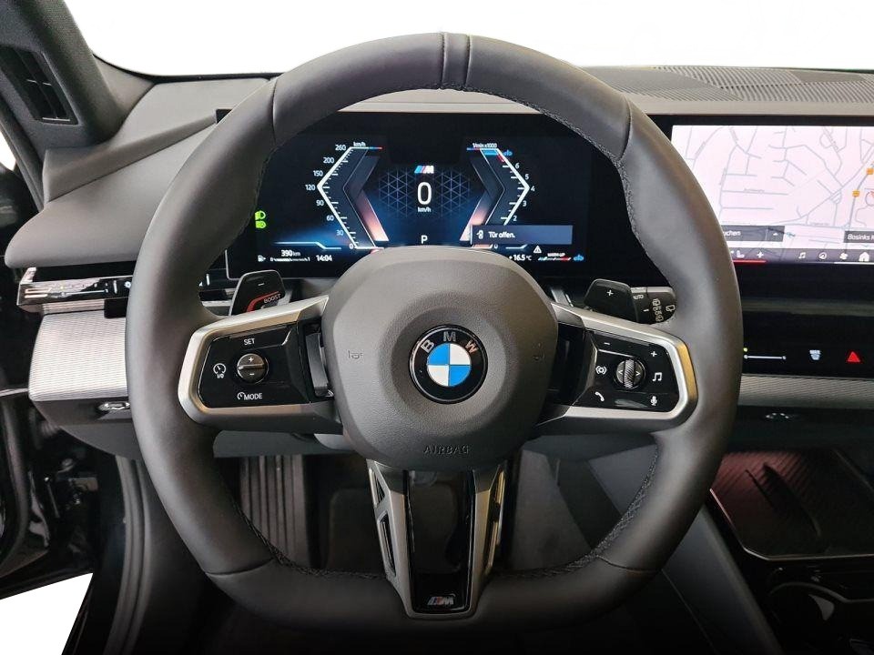 BMW Seria 5 520i Touring (5)