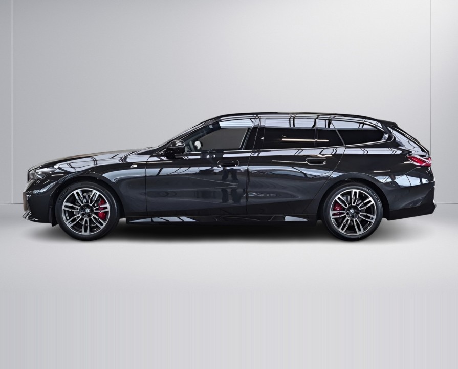 BMW Seria 5 520i Touring (4)
