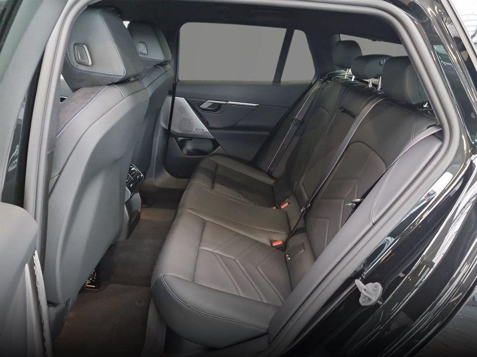 BMW Seria 5 520i Touring - foto 11