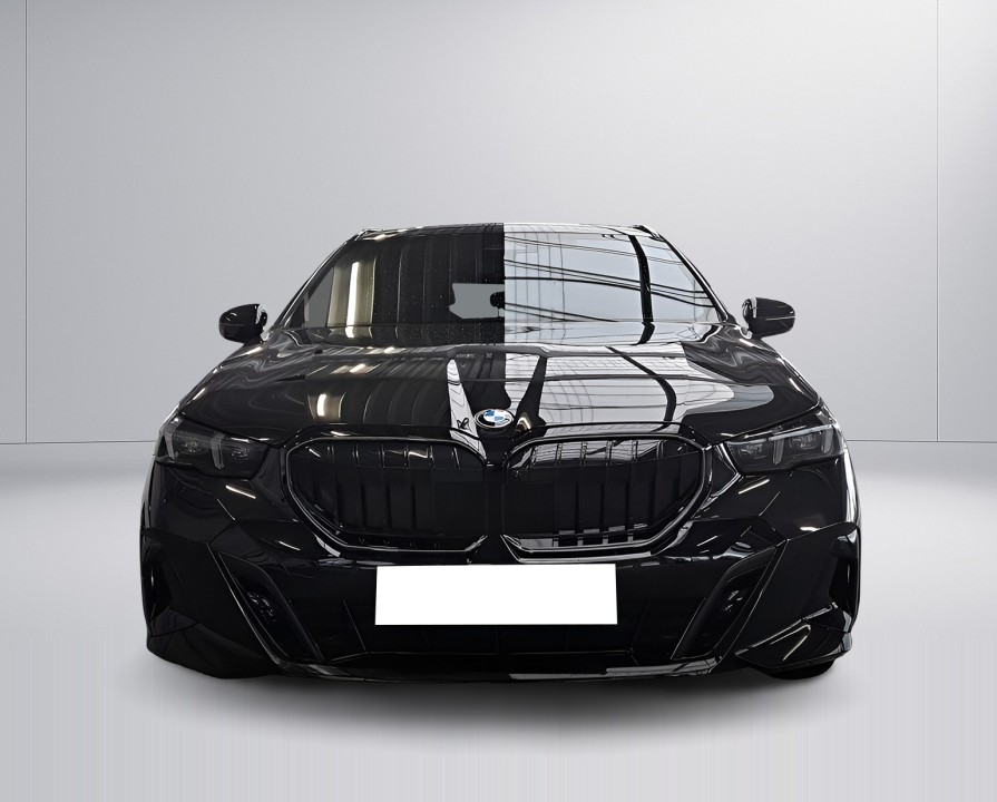 BMW Seria 5 520i Touring (2)