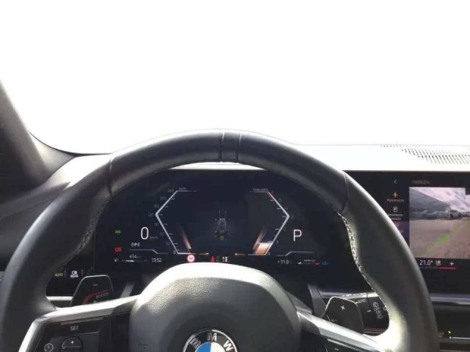 BMW Seria 5 xDrive520d - foto 8