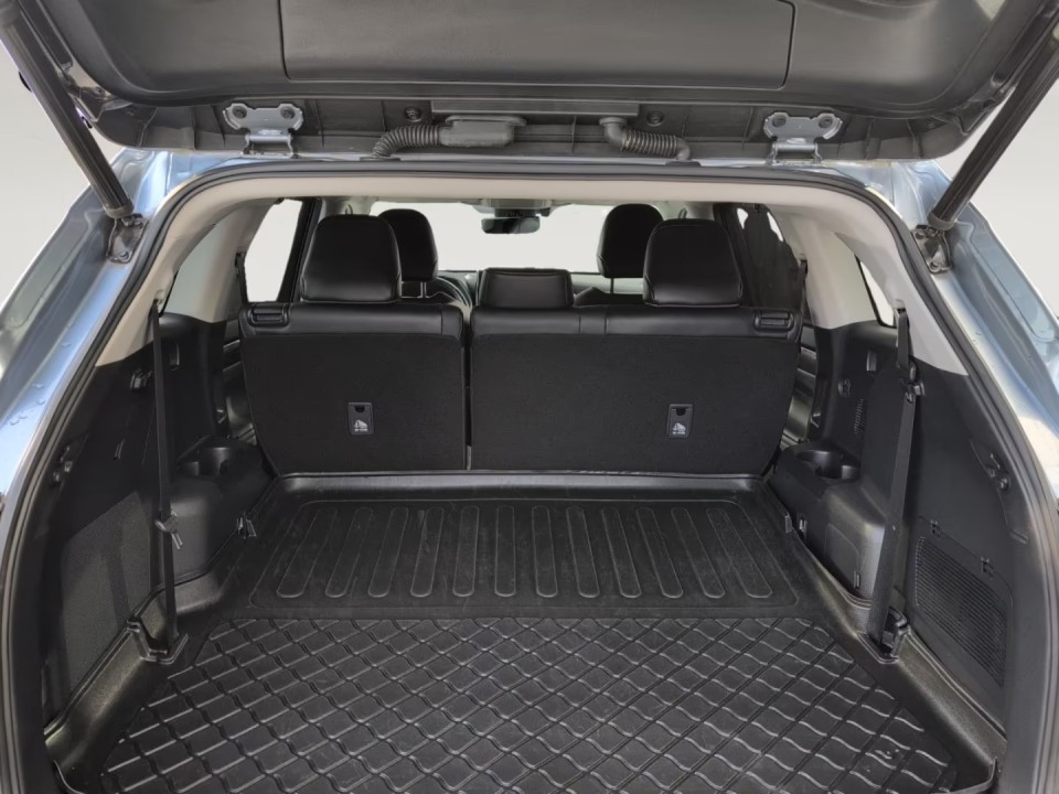 Toyota Highlander Hybrid Luxury - foto 13