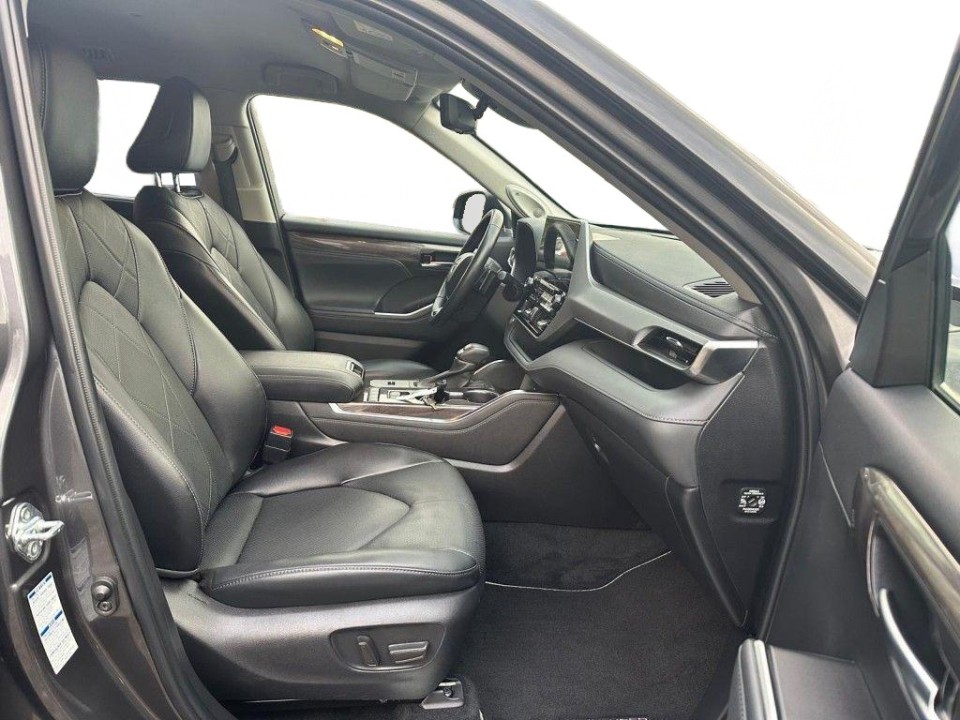 Toyota Highlander 2.5 Hybrid Luxury - foto 14