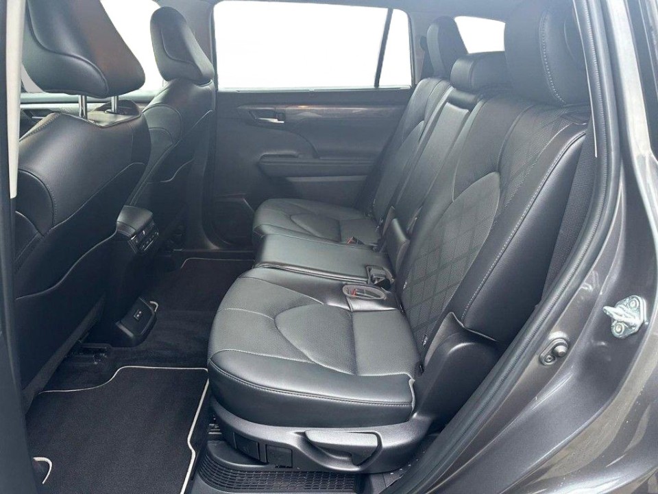 Toyota Highlander 2.5 Hybrid Luxury - foto 10