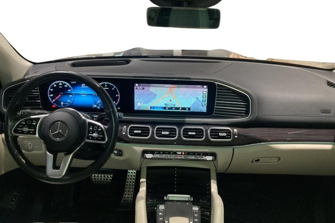 Mercedes-Benz GLS 400d 4MATIC AMG Line - foto 11