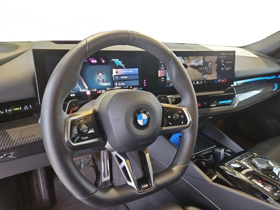 BMW Seria 5 520i Touring M-Sport - foto 13