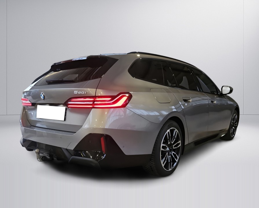 BMW Seria 5 520i Touring M-Sport - foto 7