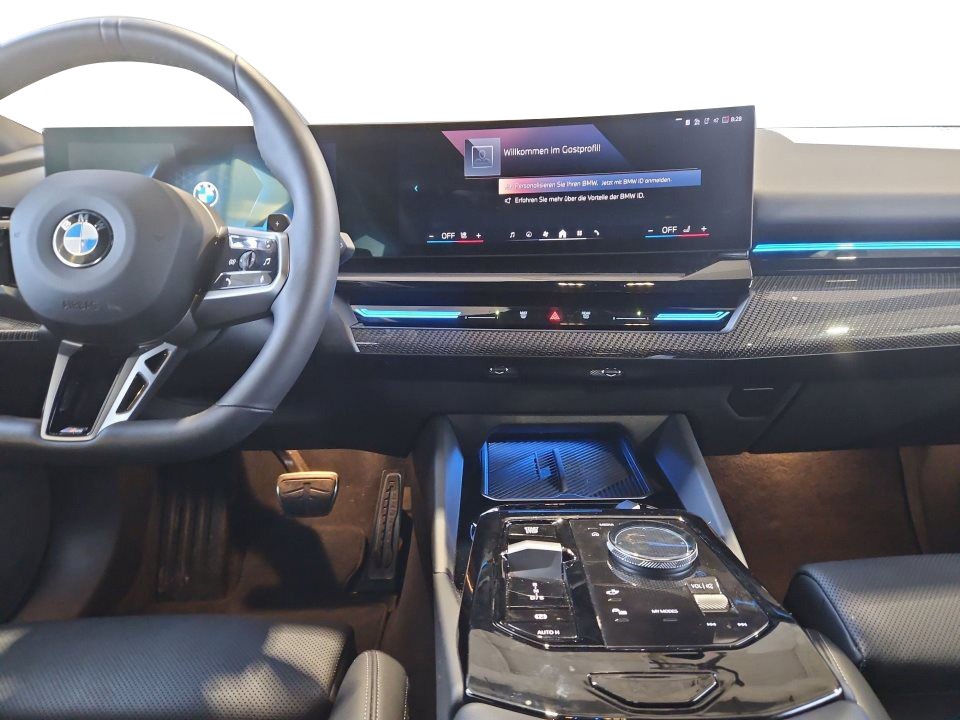 BMW Seria 5 520i Touring M-Sport - foto 14