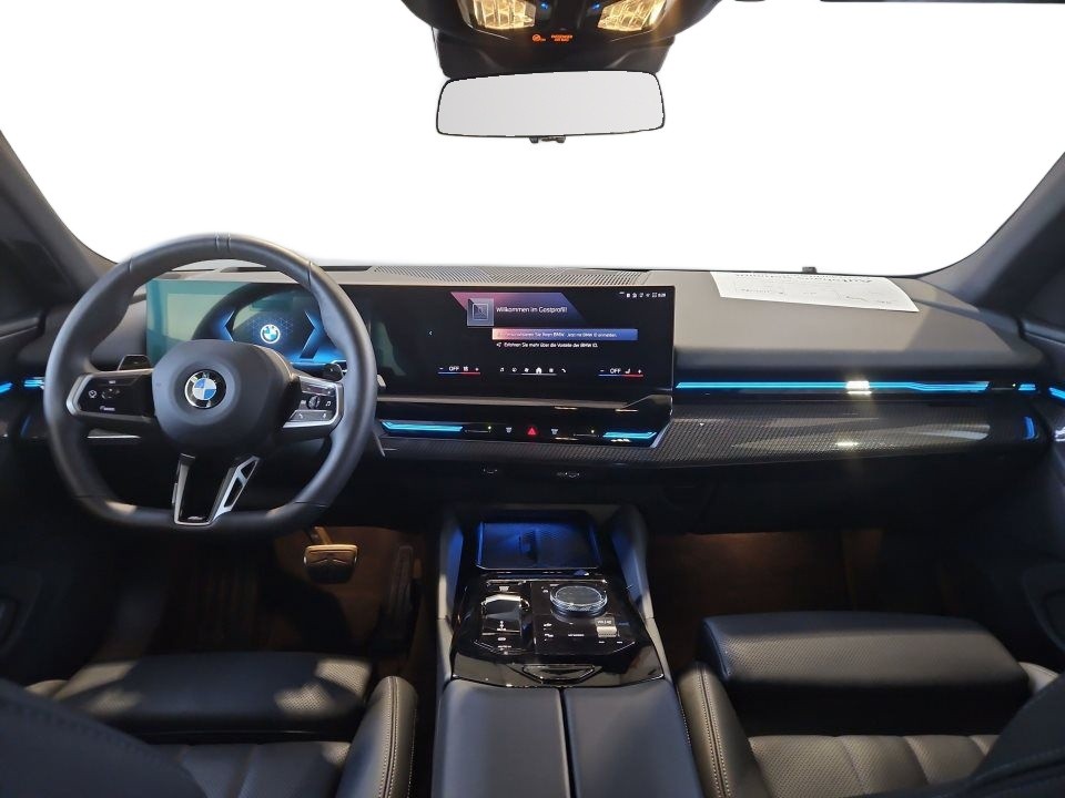 BMW Seria 5 520i Touring M-Sport - foto 12