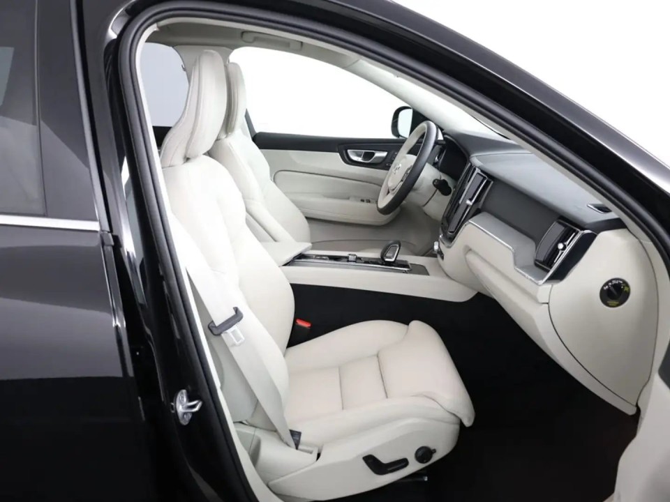 Volvo XC 60 T6 - foto 11