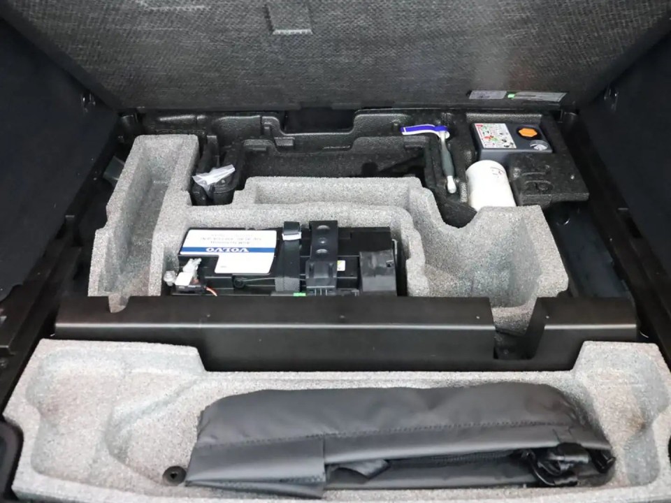 Volvo XC 60 T6 - foto 36