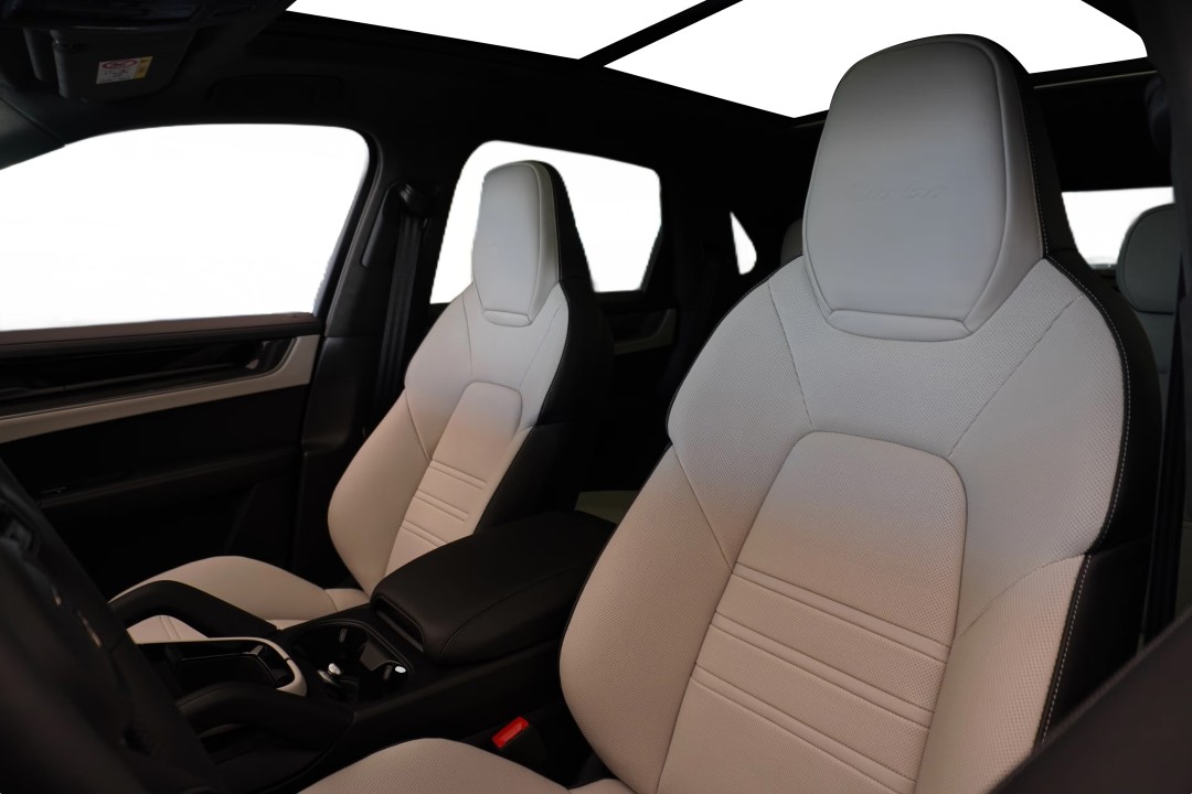 Porsche Cayenne Turbo E-Hybrid - foto 17