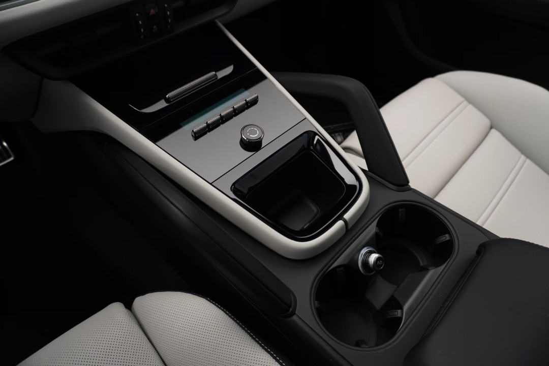 Porsche Cayenne Turbo E-Hybrid - foto 20