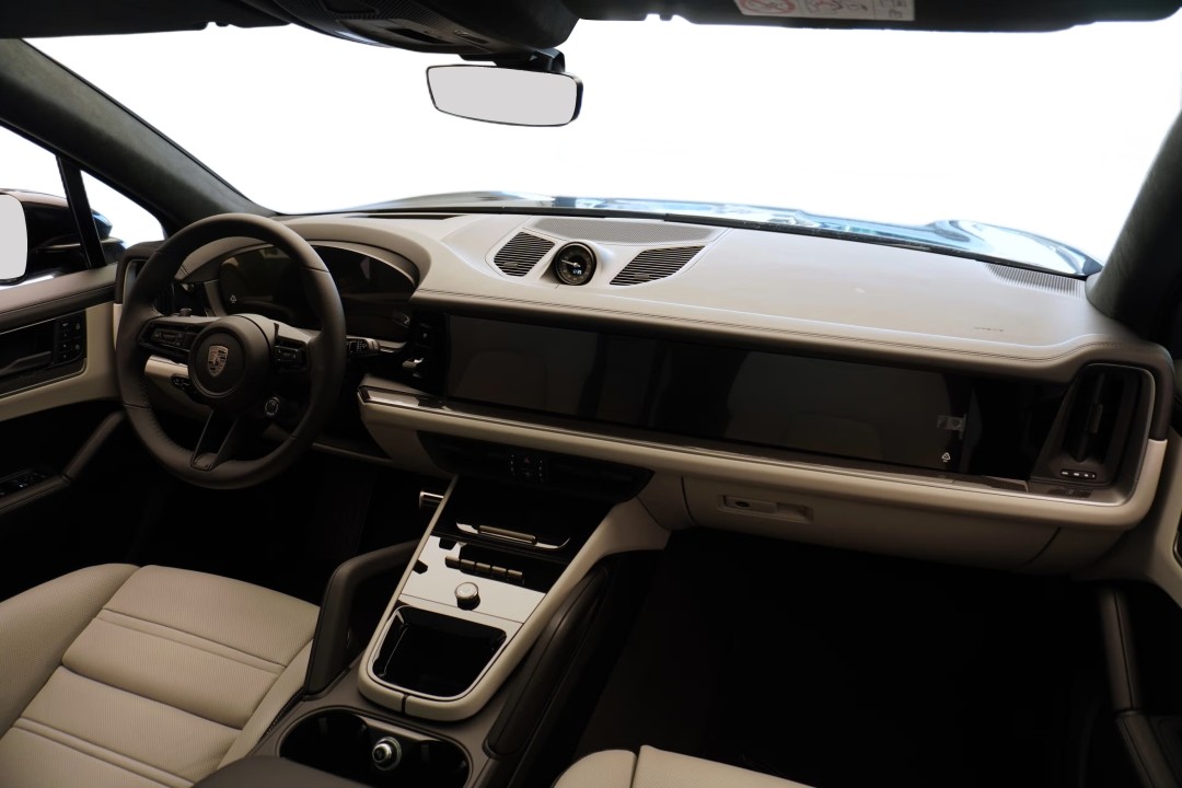 Porsche Cayenne Turbo E-Hybrid - foto 14