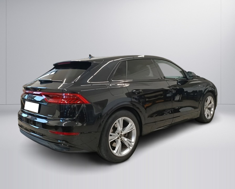 Audi Q8 45TDI quattro tiptronic S-Line (4)