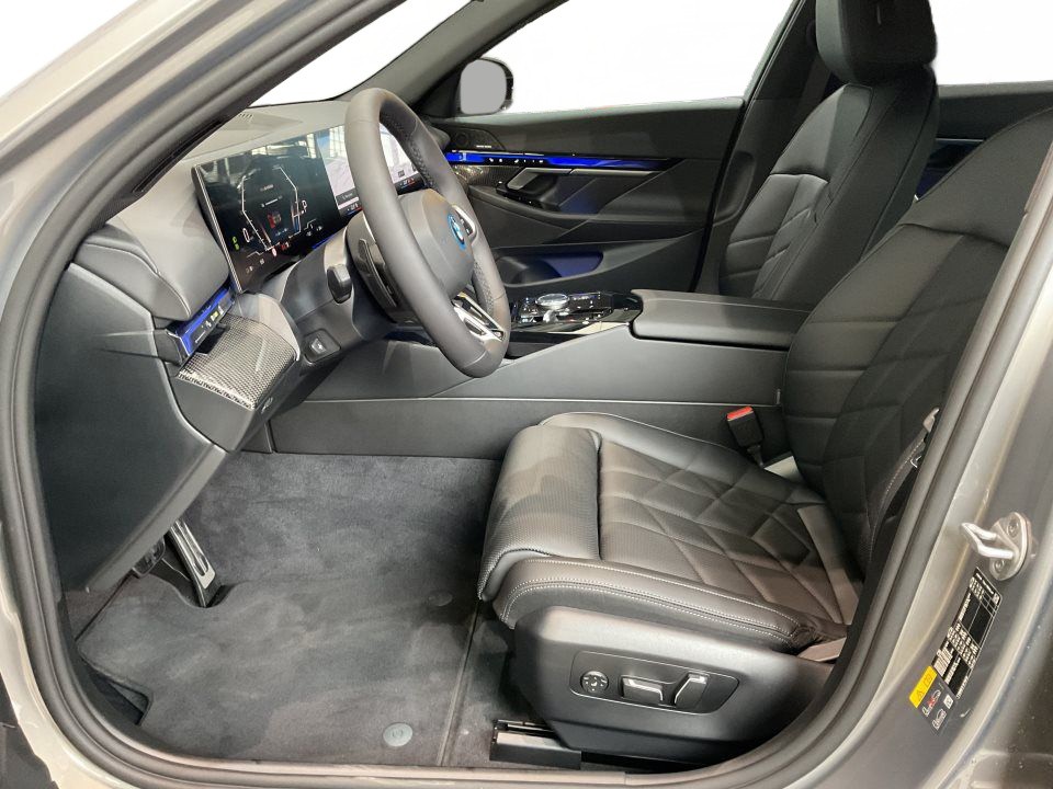 BMW i5 xDrive40 - foto 9