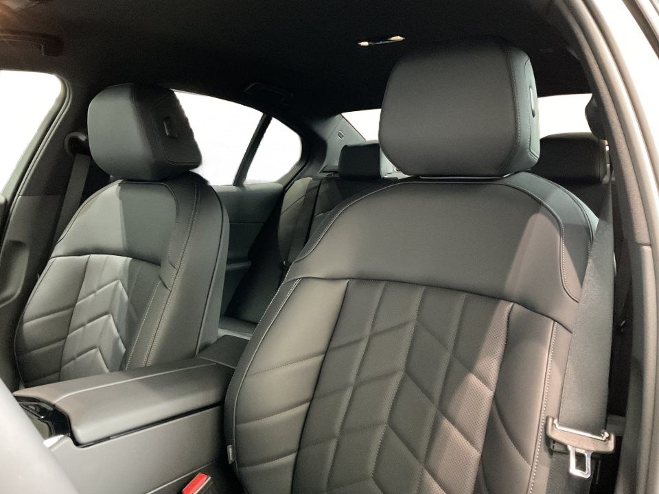 BMW i5 xDrive40 - foto 10