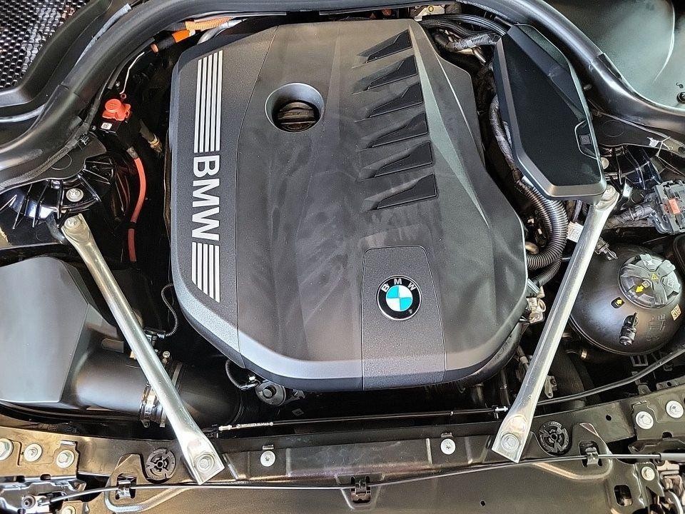 BMW Seria 5 xDrive550e - foto 10