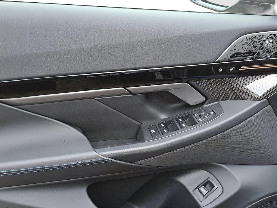 BMW Seria 5 520d - foto 10