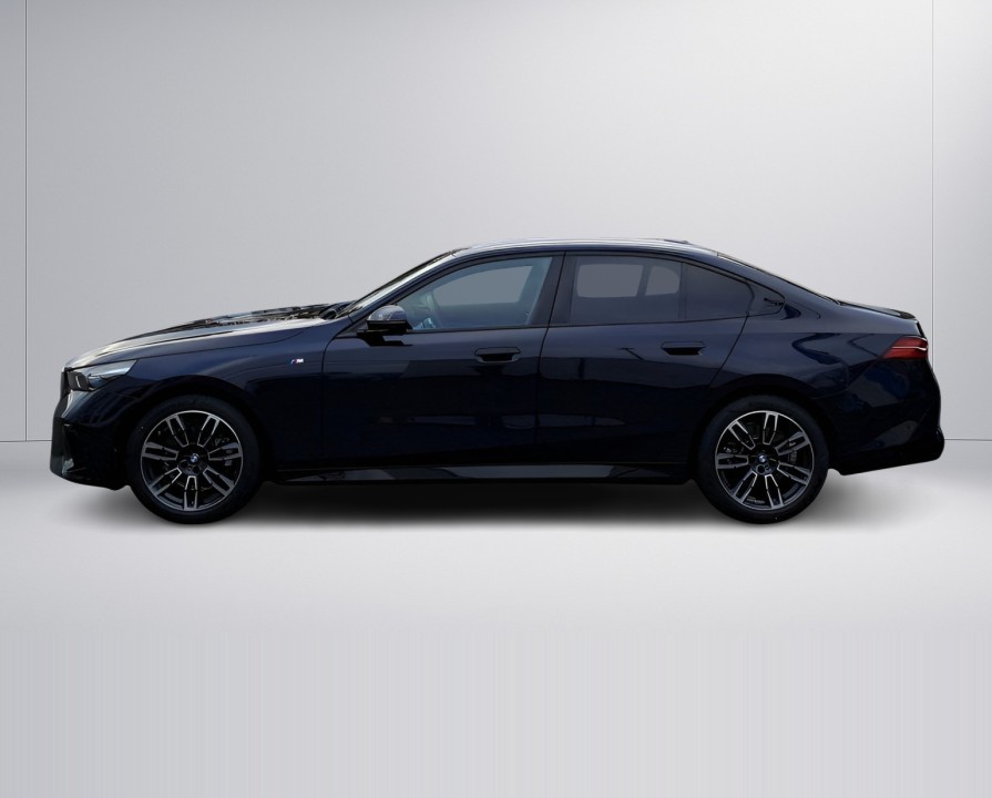 BMW Seria 5 520d (2)