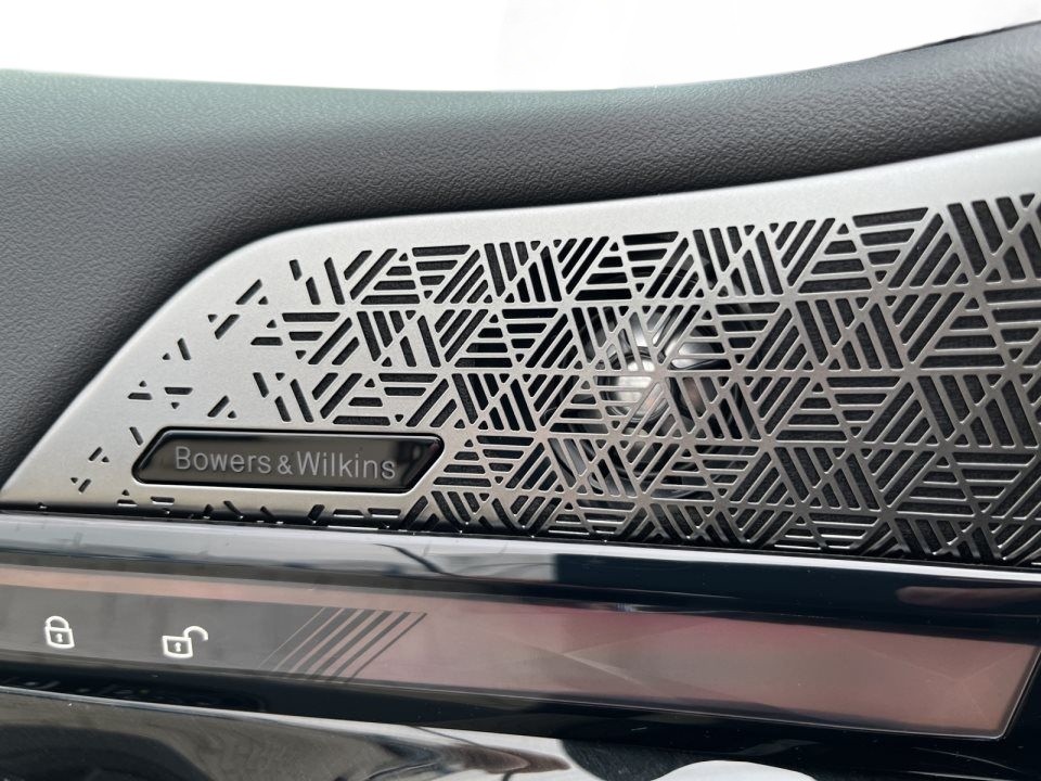 BMW Seria 5 540d xDrive Touring M-Sport - foto 15