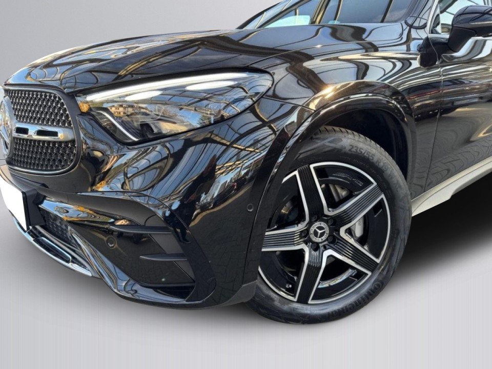 Mercedes-Benz GLC Coupe 300 4MATIC AMG Line - foto 12