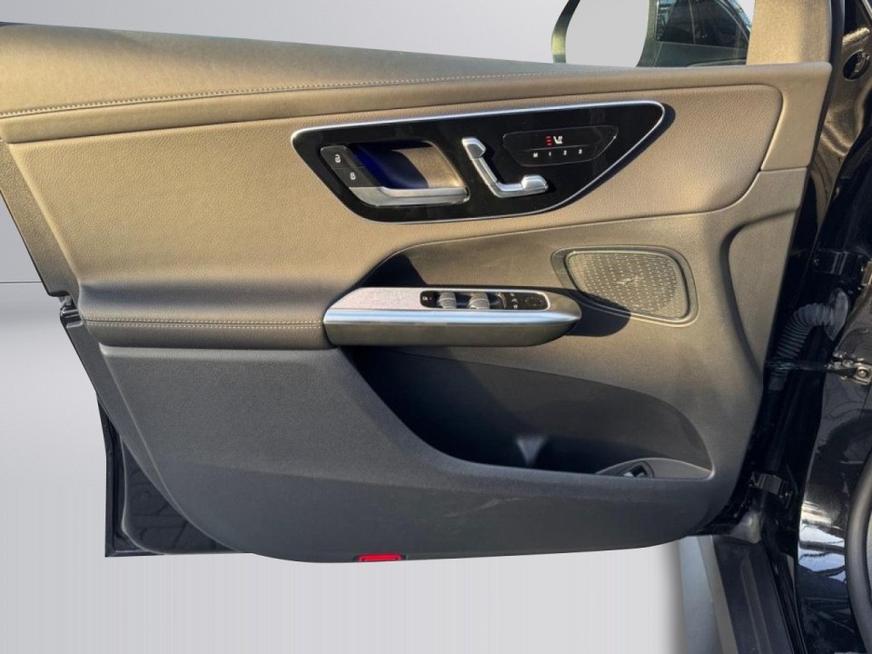 Mercedes-Benz GLC Coupe 300 4MATIC AMG Line - foto 10