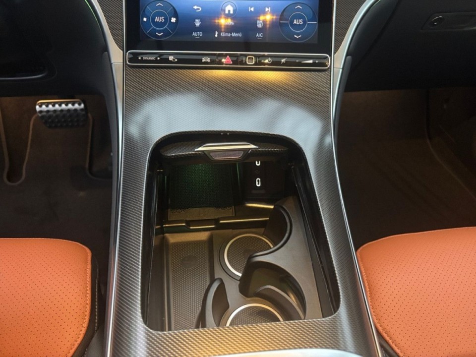 Mercedes-Benz GLC Coupe 200 4MATIC AMG Line - foto 9