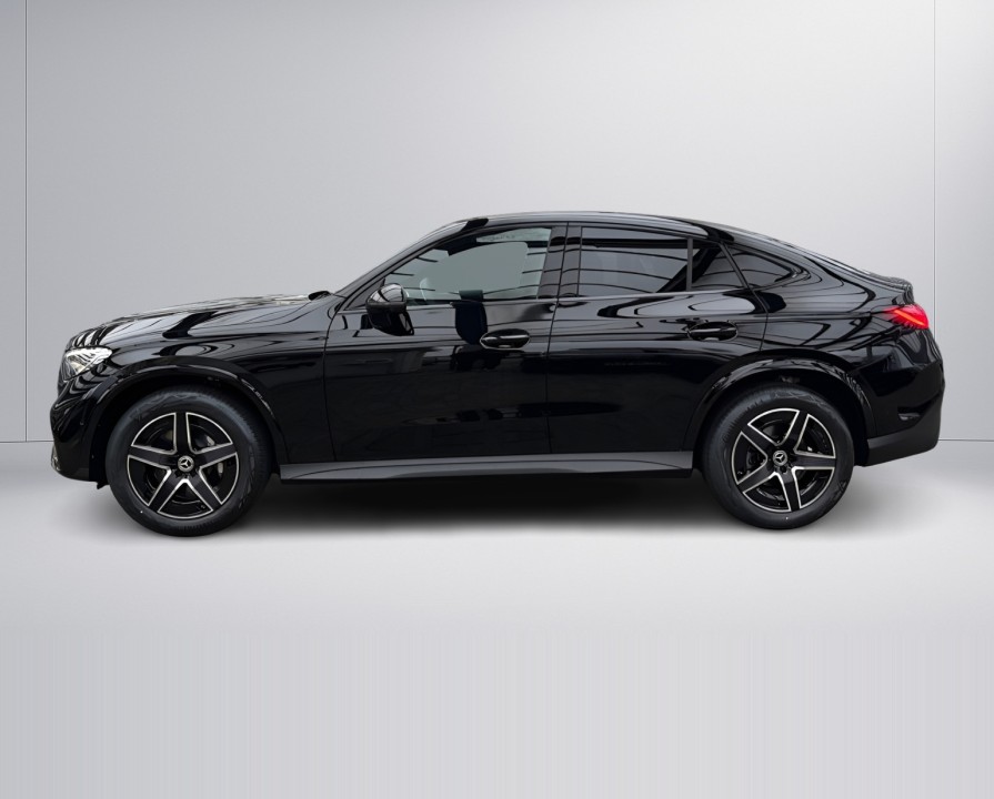 Mercedes-Benz GLC Coupe 200 4MATIC AMG Line (2)