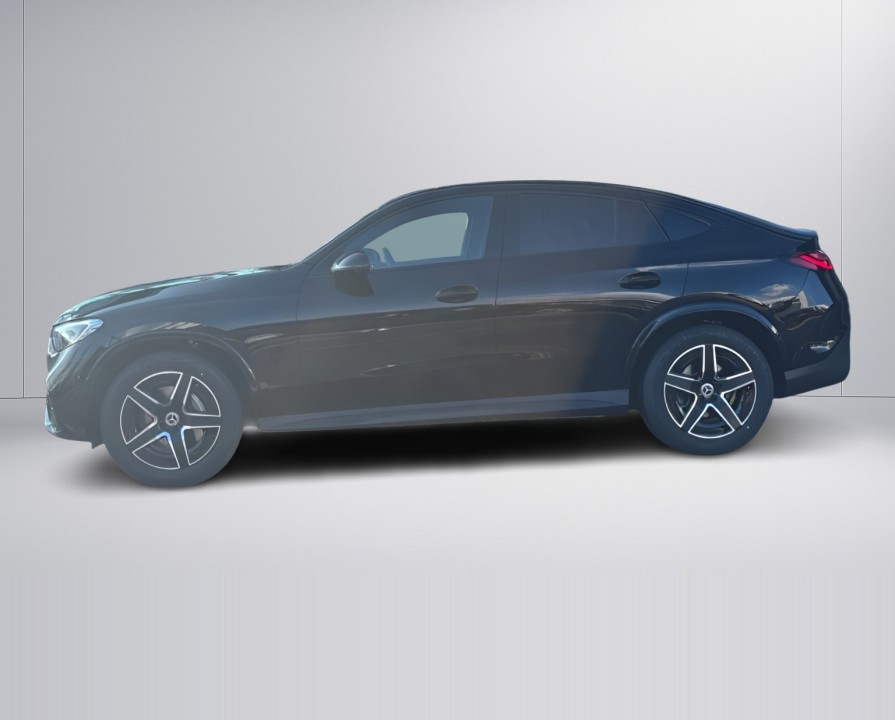 Mercedes-Benz GLC Coupe 200 4MATIC AMG Line (2)