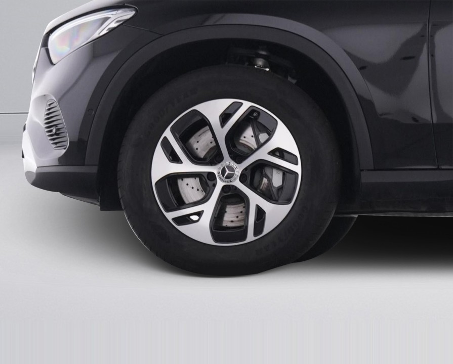 Mercedes-Benz GLC Coupe 300d 4MATIC Avantgarde - foto 24