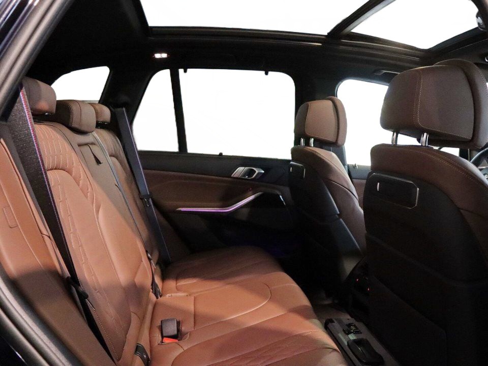 BMW X5 xDrive40d - foto 9