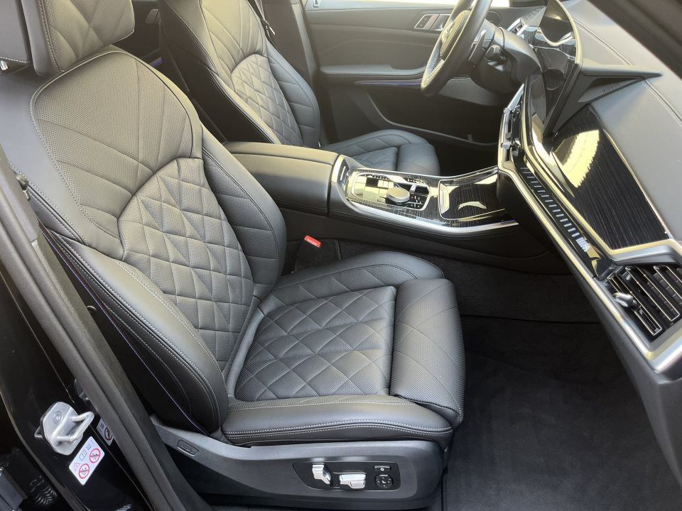 BMW X5 M60i xDrive - foto 9