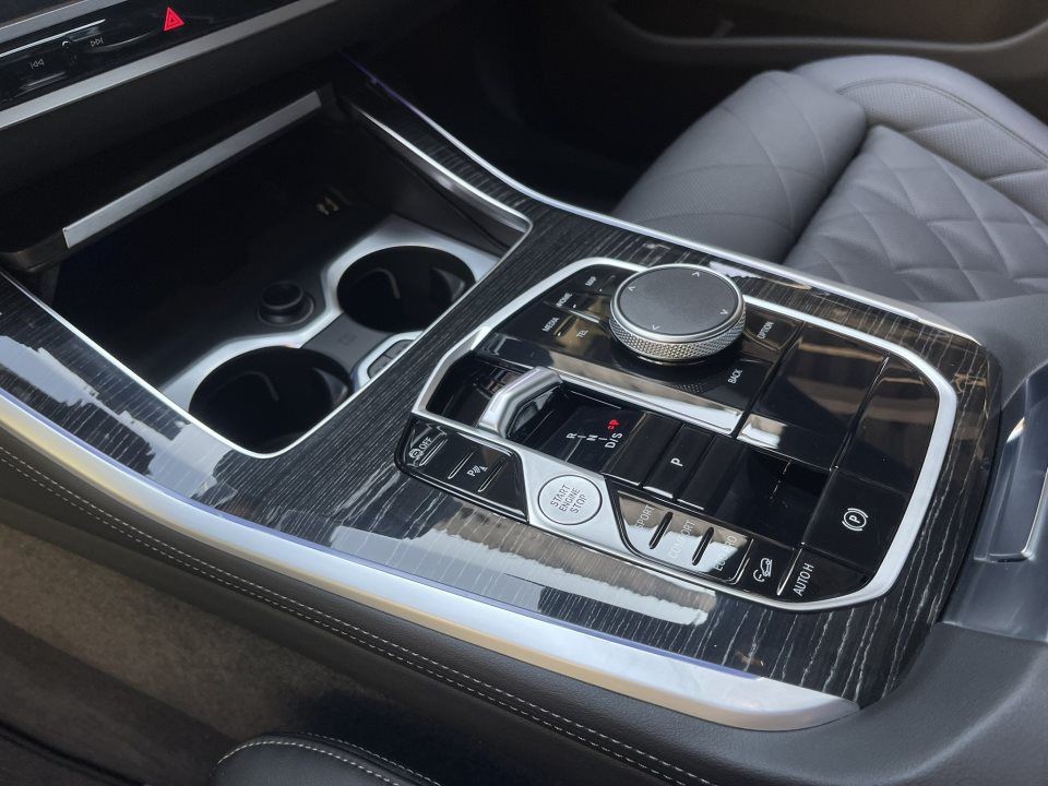 BMW X5 M60i xDrive - foto 12