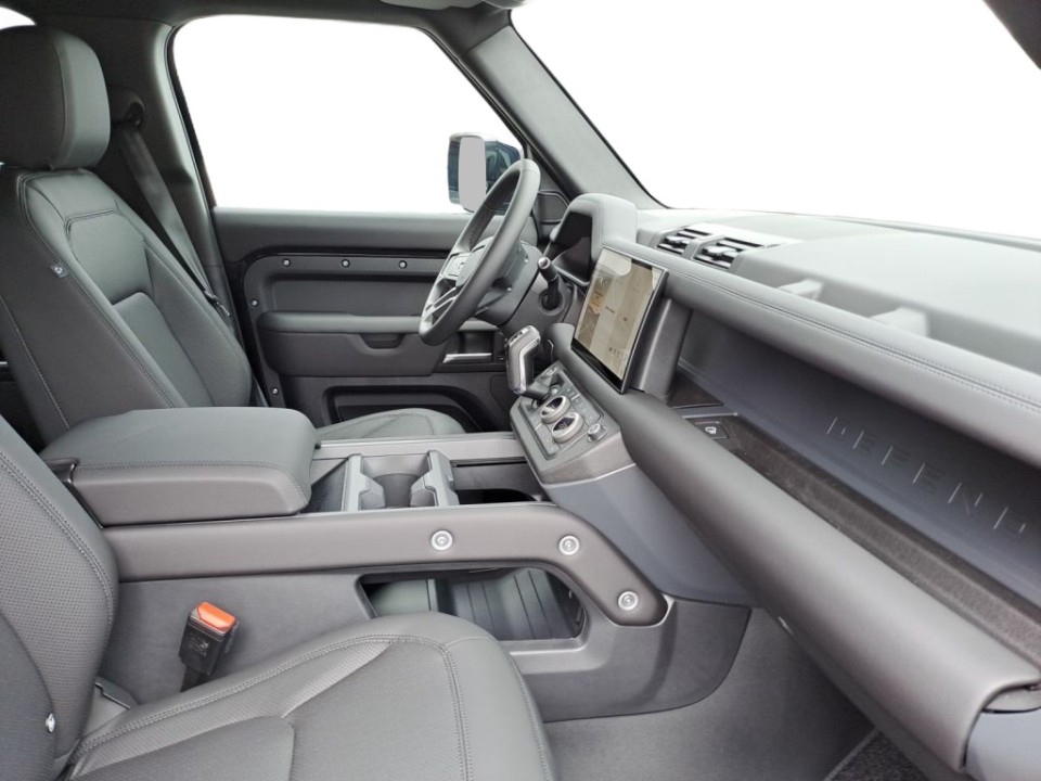 Land Rover Defender 110 D300 X-Dynamic SE - foto 10