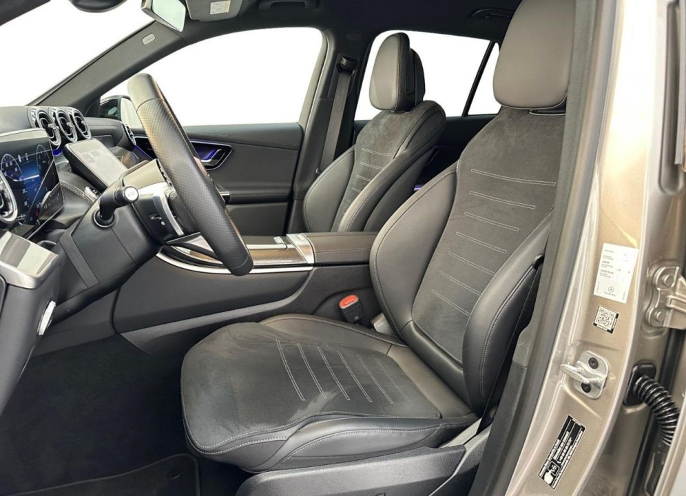 Mercedes-Benz GLC 200 4MATIC AMG Line (5)